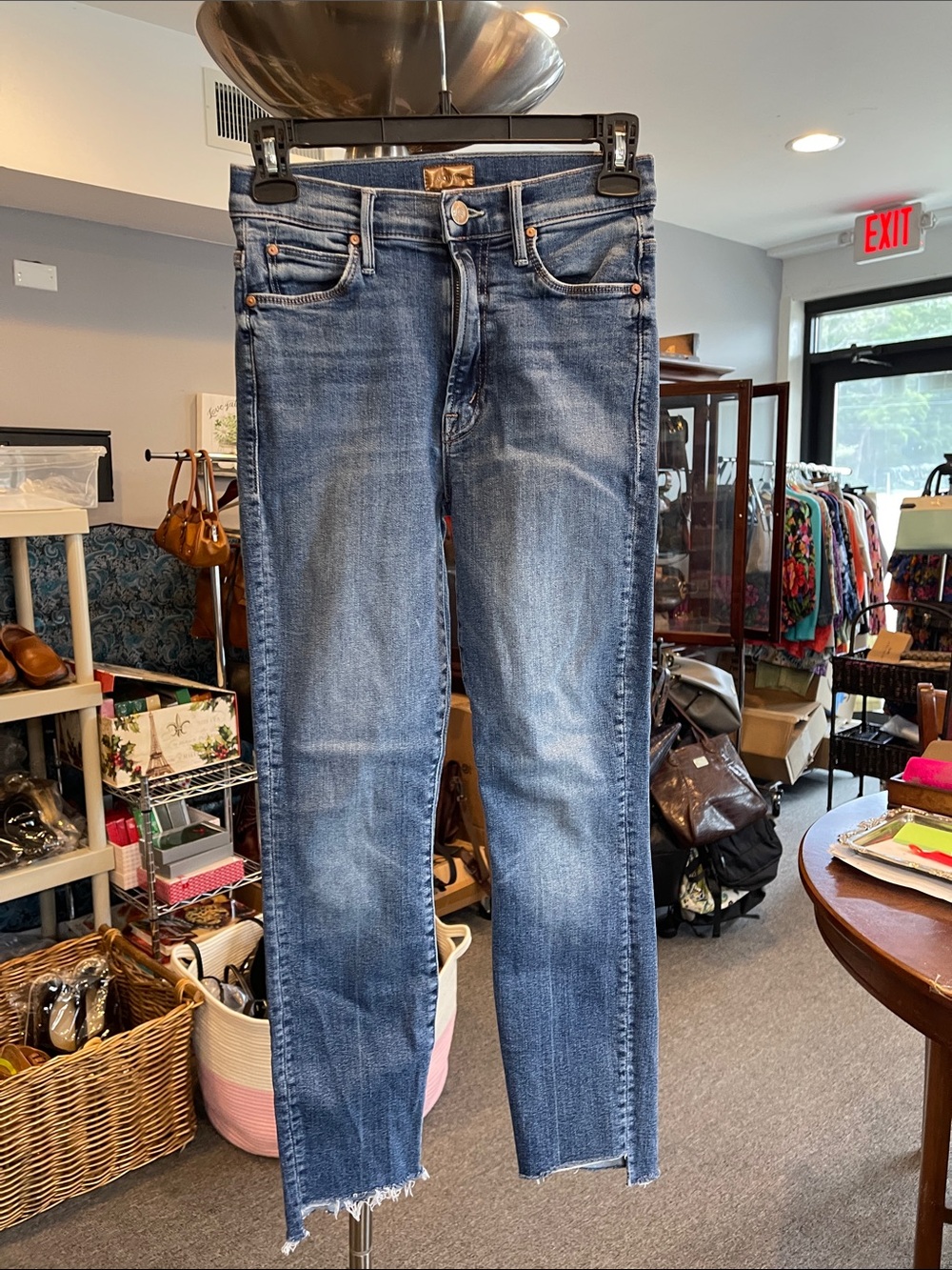 MOTHER Stunner Zip-Ankle Step Fray Jeans Size 24 Low Rise Walking On Coals